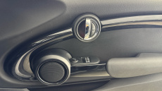 MINI Hatchback 2.0 Cooper S Classic II 3dr Petrol Hatchback